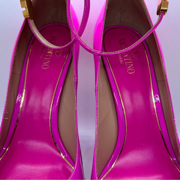 NEW Authentic Valentino Vlogo 165 Patent Platform Pump, Fuchsia. - Picture 5 of 8